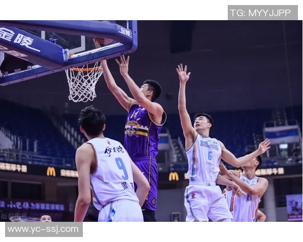 巴拉纳竞技迎战瓦斯球队展现激情对决期待精彩表现